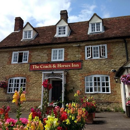 The Coach & Horses Inn Chislehampton Eksteriør billede
